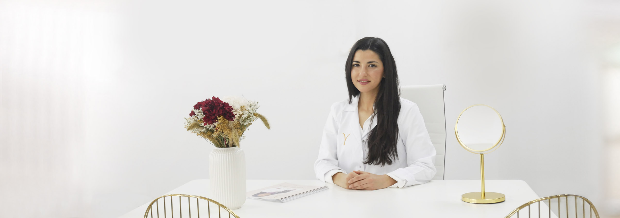 slider1-yasmin-al-adib-medicina-estetica-en-sevilla-3